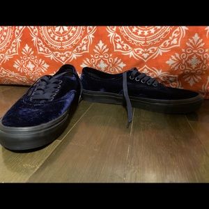 Navy blue velvet vans size 9